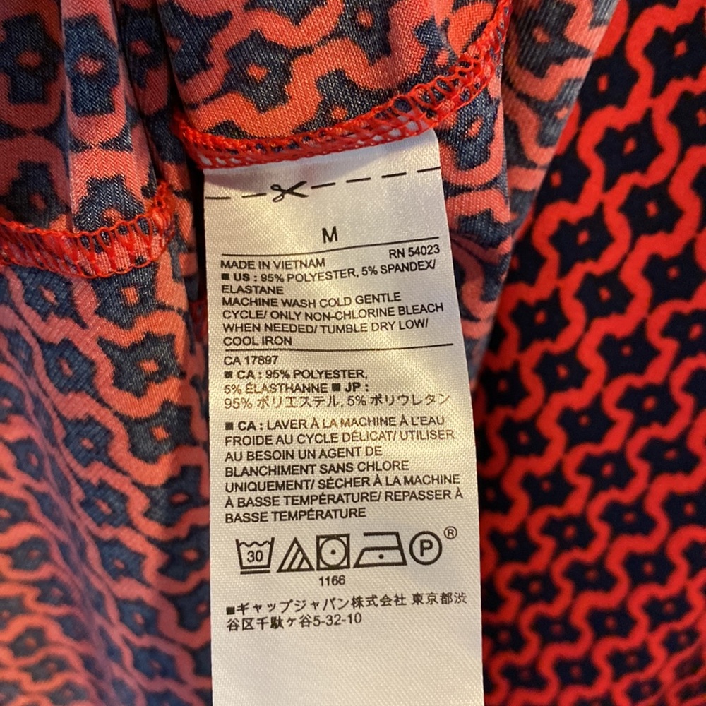 Banana Republic long camisole gathered on the frnt left side medium red & n blue - Picture 6 of 6
